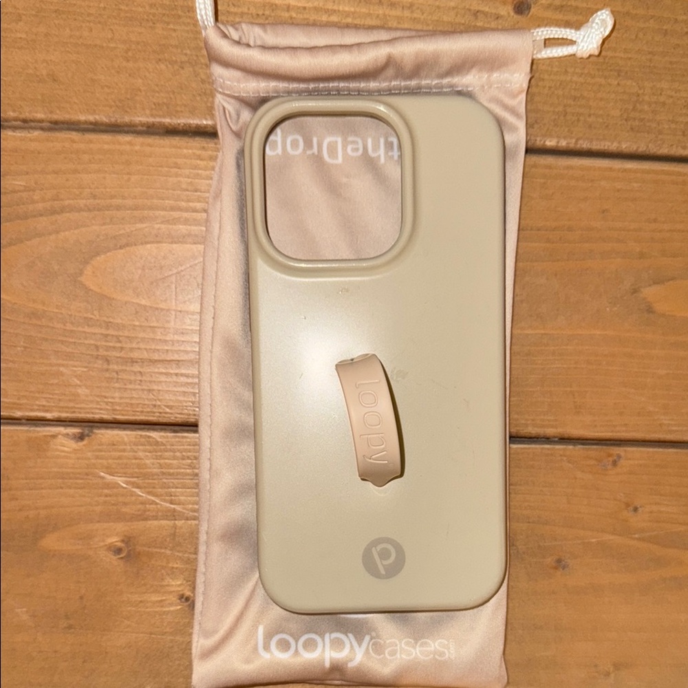 iPhone 14 Pro Loopy Case